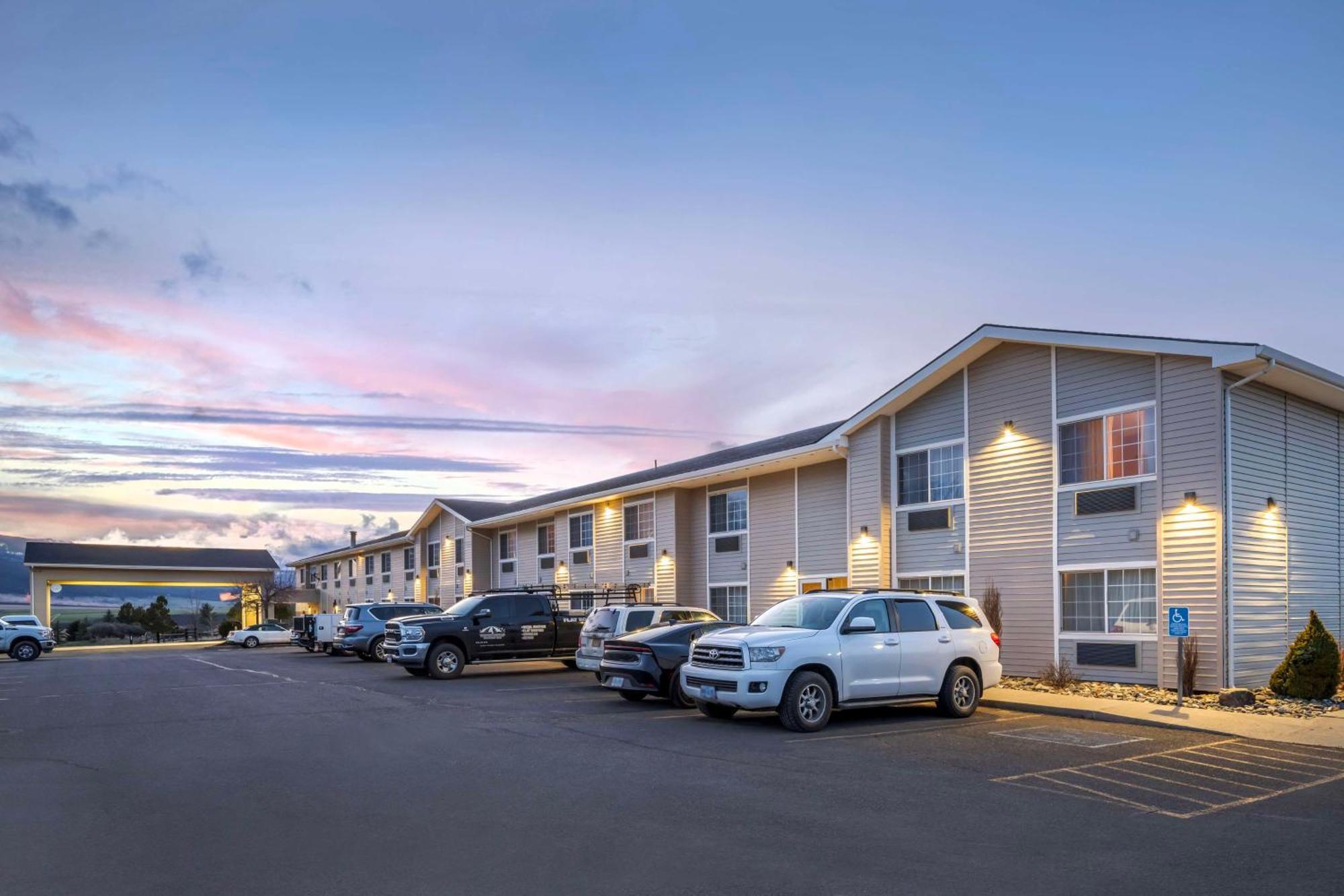 Surestay Plus By Best Western Enterprise Exterior photo