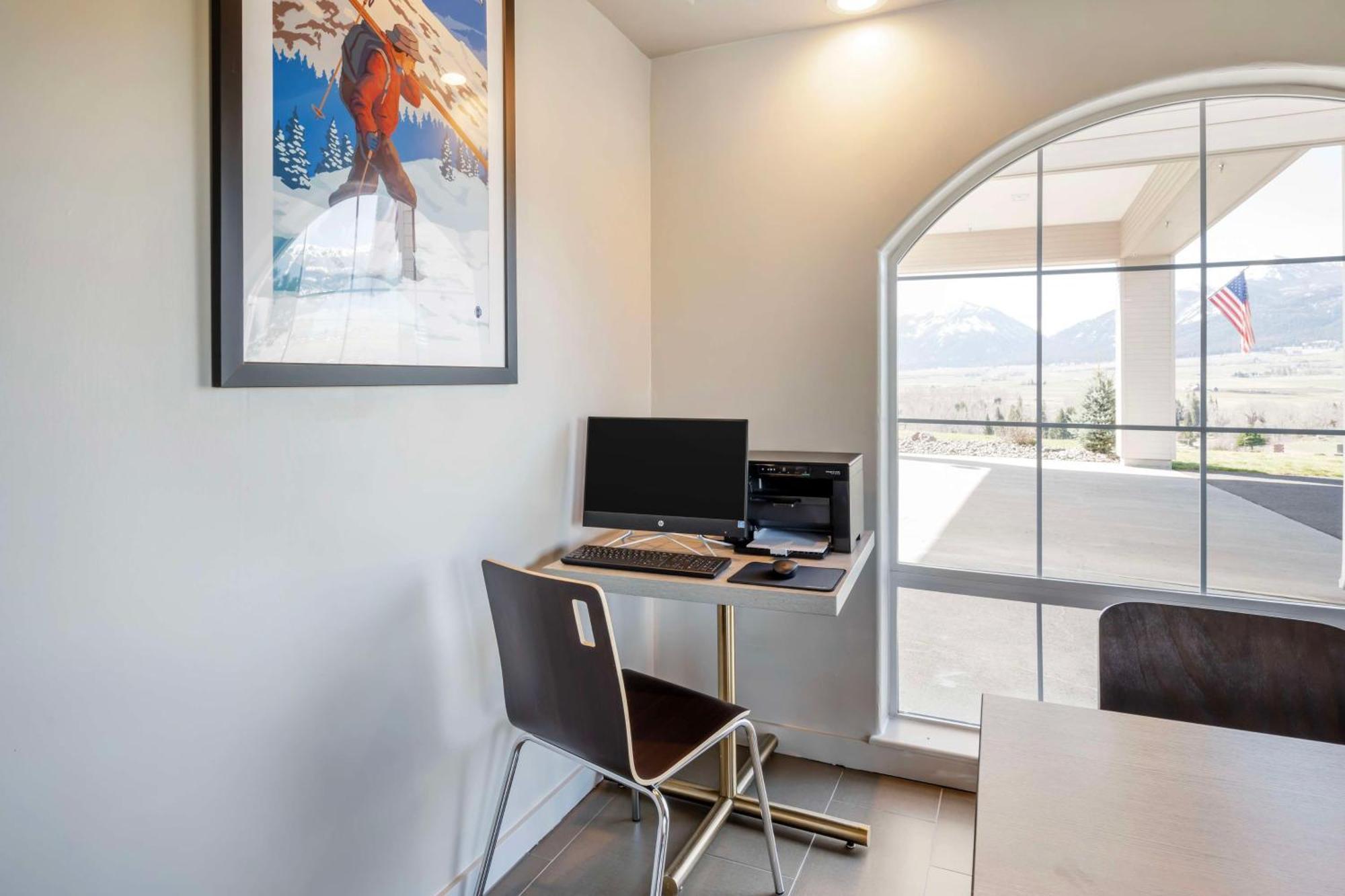 Surestay Plus By Best Western Enterprise Exterior photo